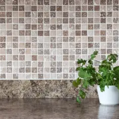 Co to jest glazura? Odkryj jej właściwości i zastosowanie w ceramice
